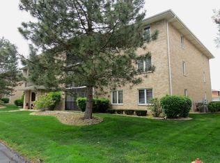 4950 W 134th Ct APT 505, Crestwood, IL 60445