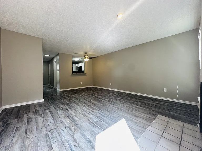 1601 Wynn Joyce Rd — Photo 34