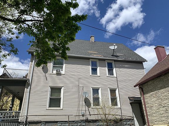 3rd image of 1322 W Hopkins STREET #1322-A