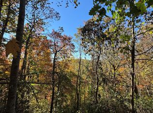 9999 Hemlock Trl, Hendersonville, NC 28739