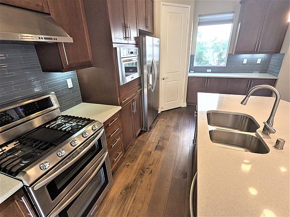 4th image of 5042 Mosaic Ct #1
