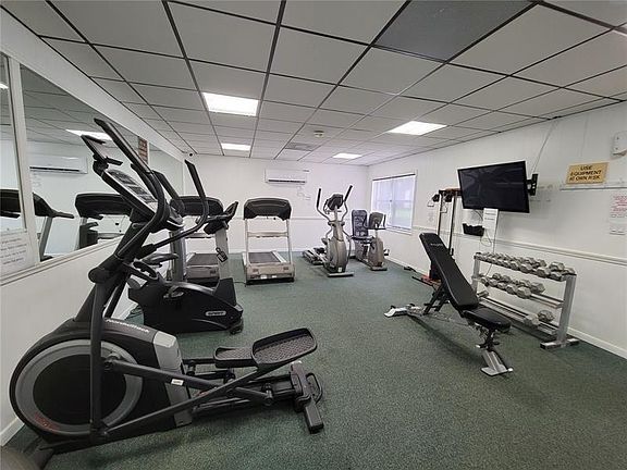 2nd image of 5841 Riverside Dr #102A3