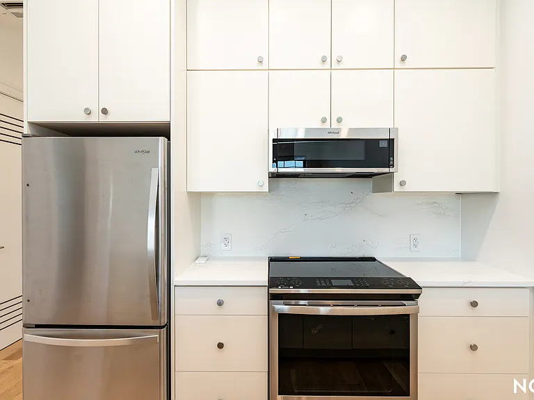 166 Eckford St #3 — Photo 13