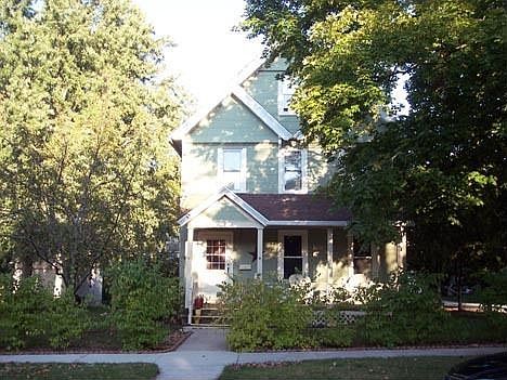 1st image of 233 Plymouth St