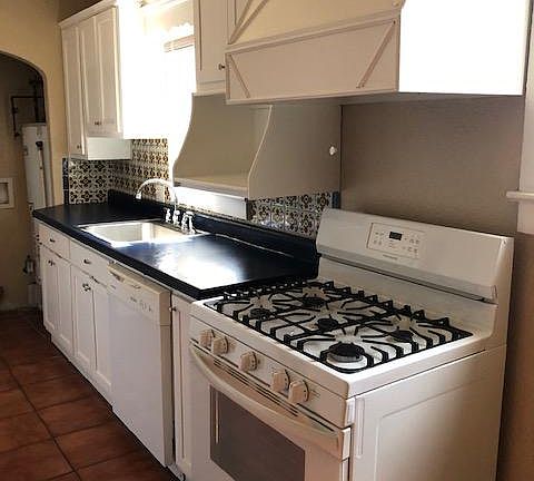 5th image of 1309 Randolph Dr #1