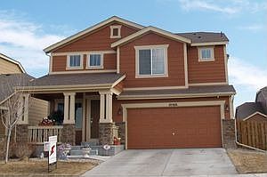 Home for Sale in Commerce City, Colorado $175,000