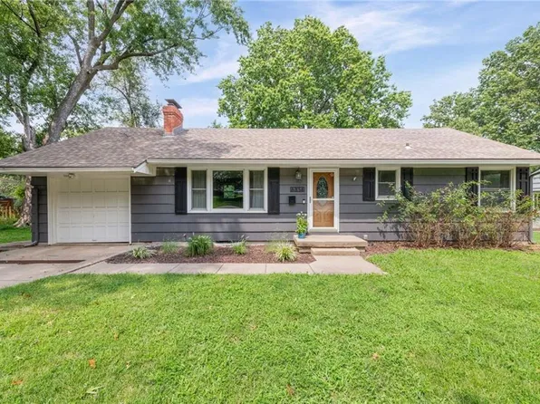 6814 W 73rd St, Overland Park, KS 66204