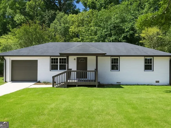 1375 La Belle St, Jonesboro, GA 30238