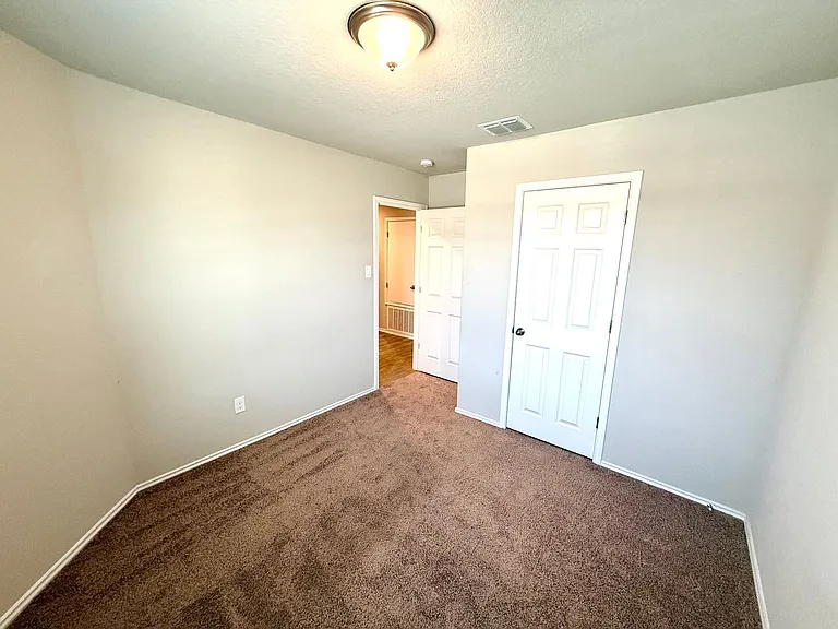 7614 Crestway Rdg — Photo 20