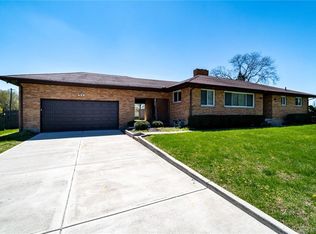 26 Calverda Dr, Dayton, OH 45458