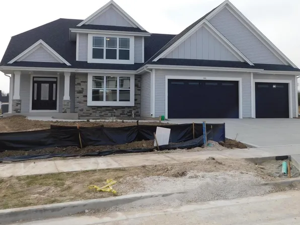 783 Hummingbird COURT, Grafton, WI 53024