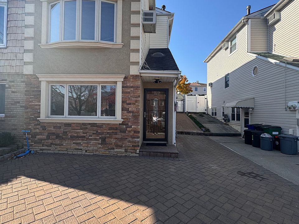 1st image of 190 Sandalwood Dr #2
