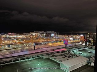 135 Liberty St #813, Toronto, ON M6K 1A7