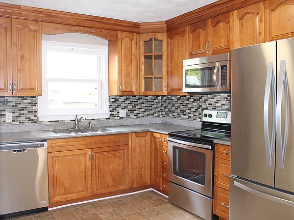 4th image of 91 Edsyl St