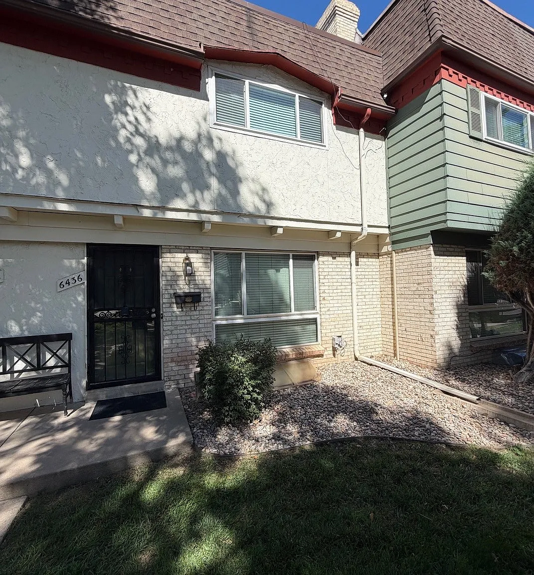 6436 E Mississippi Ave - - — Photo 1