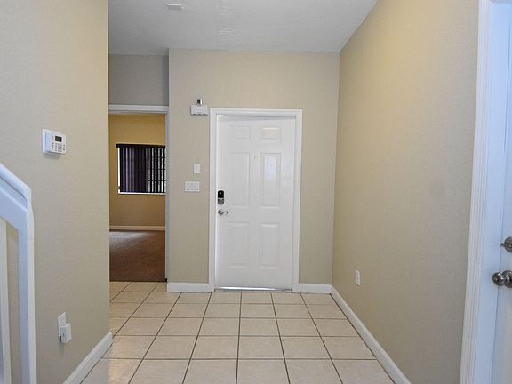 3rd image of 10440 NW 63rd Ter