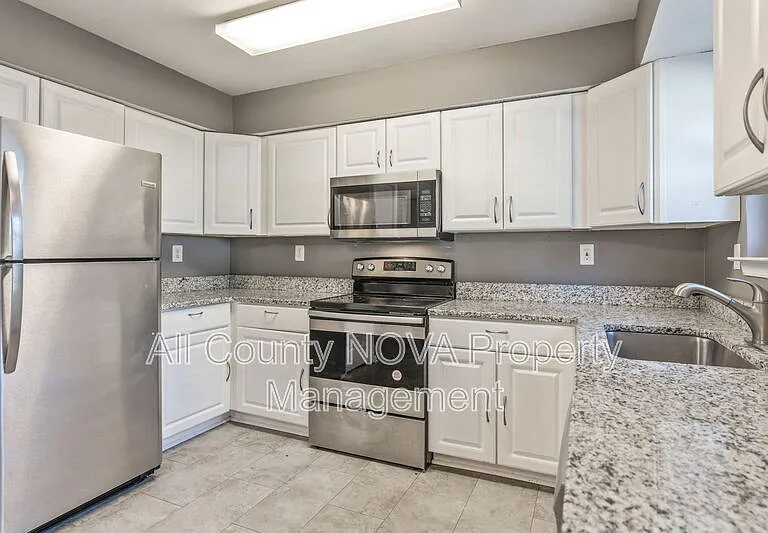 6044 Sirenia Pl — Photo 18