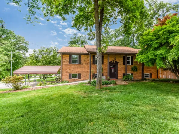 140 Westmorland Dr, Maryville, TN 37803