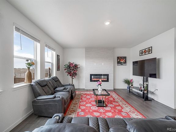4th image of 18149 Prince Hill Circle