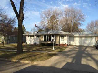 1109 N Broadway St, Watertown, SD 57201