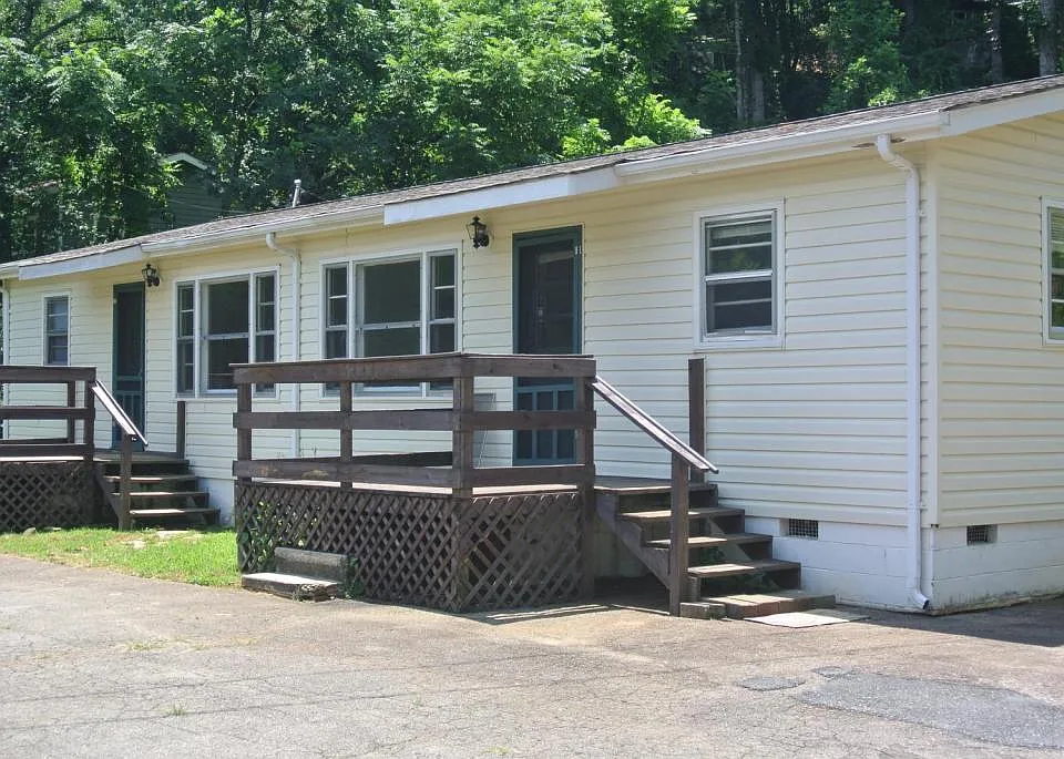 93 Pecan Dr