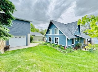 1022 Ottland Shrs, Lake Odessa, MI 48849