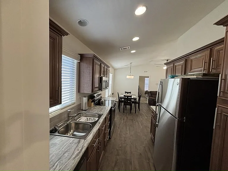 8700 E University Dr #423 — Photo 7