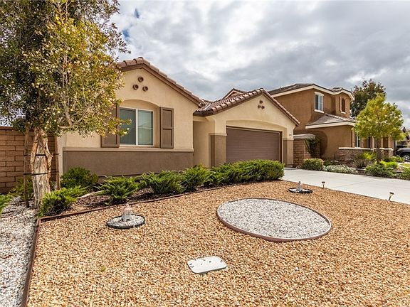 3rd image of 30398 Wide Plains Ct
