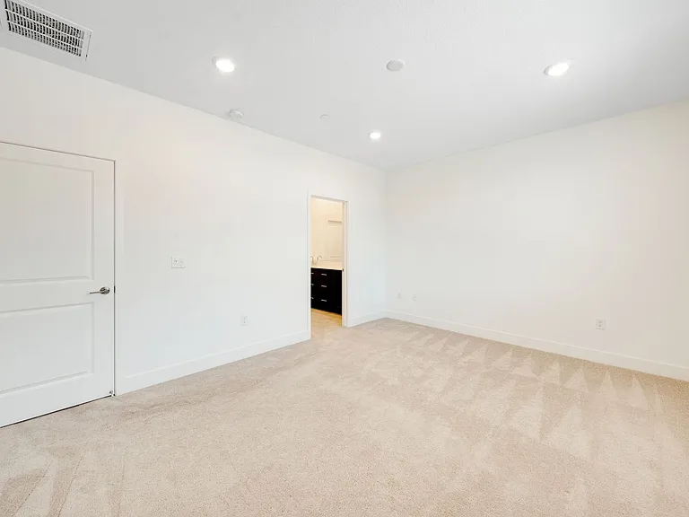 3363 Apollo Ct — Photo 27