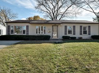 1007 S Park Blvd, Streamwood, IL