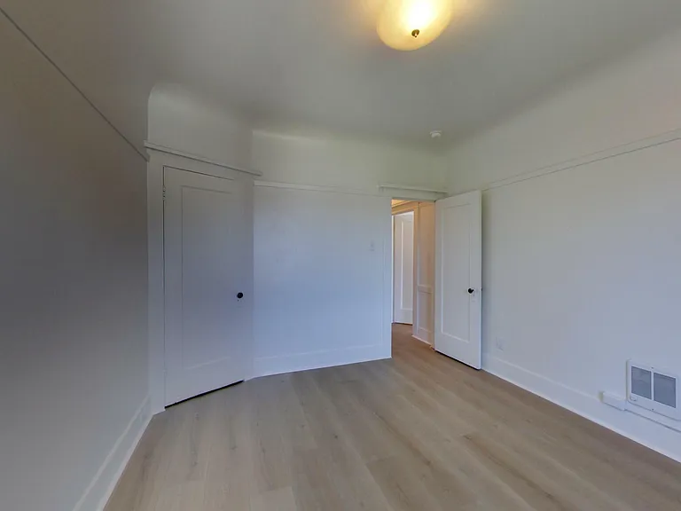 425 Steiner St #3 — Photo 13