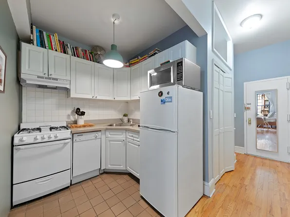 186 East 2nd Street 2 image 3 of 7