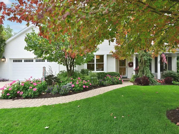 815 Bennett DRIVE, Walworth, WI 53184