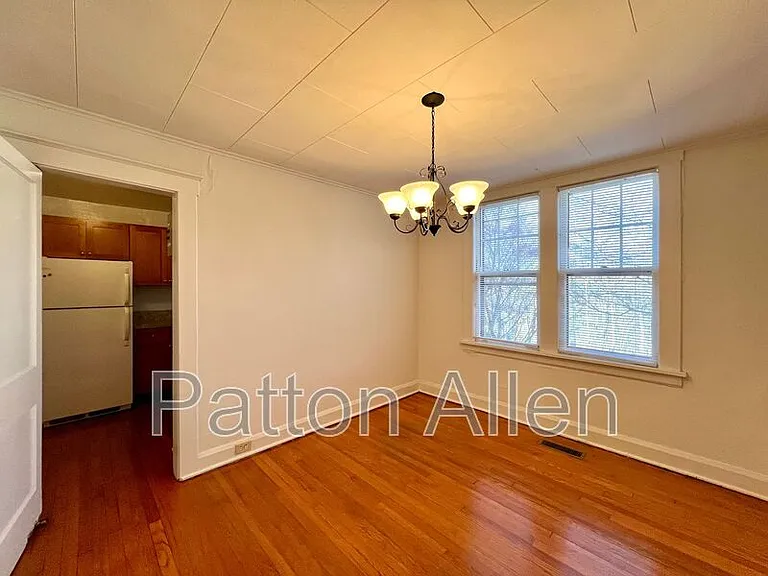 83 Edgemont Rd #1 — Photo 7