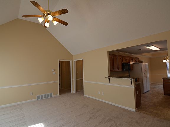 5th image of 7963 Jills Creek Dr