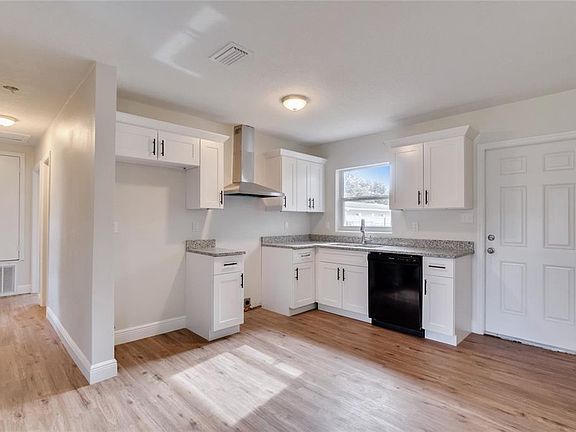4th image of 7625 Udine Ave