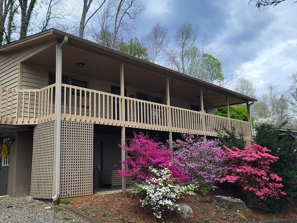 1st image of 95 Woodland Dr