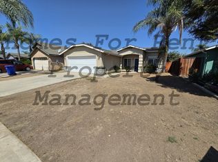 902 W Springville Ave, Porterville, CA 93257