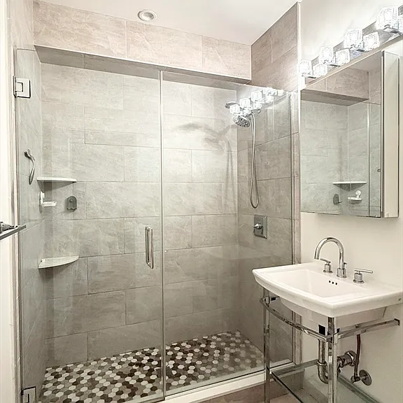 108-110 Webster St #1F — Photo 7