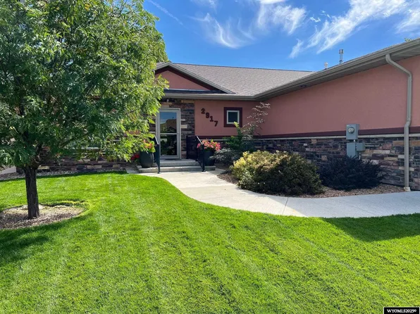 2917 Palmer Dr, Casper, WY 82601