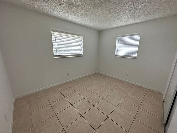 2nd image of 5875 SW 41st St APT D1