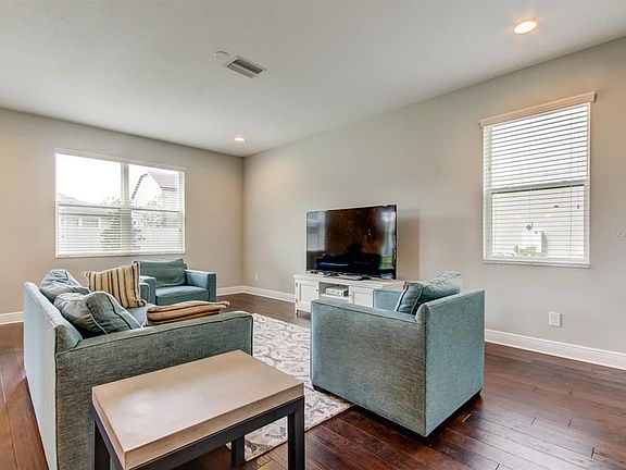 5th image of 12315 Tibbetts St