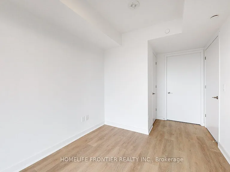 8 Tippett Rd #1406 — Photo 26