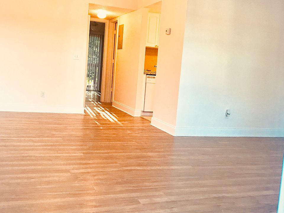 1st image of 321 Oak Rose Ln APT 210