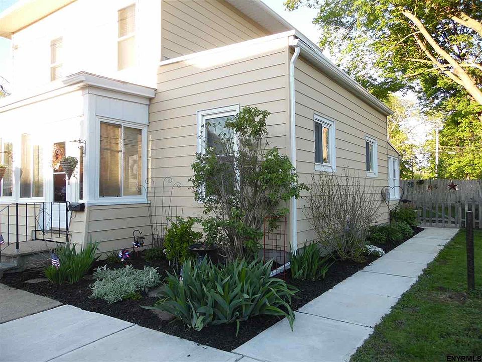 1st image of 154 Ellsworth Ave