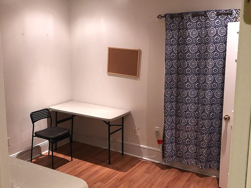 2nd image of 15920 46th Ave Floor 2