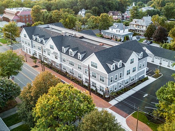 Main Street Apartments at Marlton Apartment Rentals - Marlton, NJ | Zillow