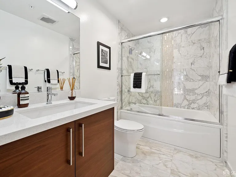 72 Townsend St #806 — Photo 7