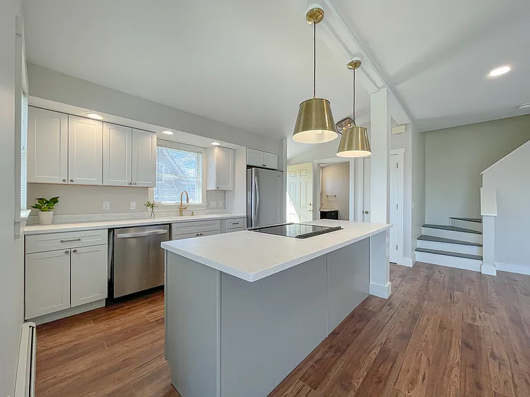 300 Preble St #R — Photo 9