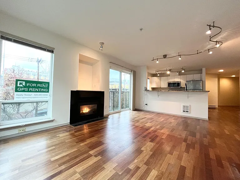 323 Queen Anne Ave N #316 — Photo 11